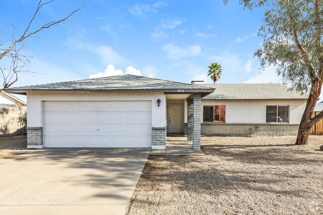 Building Photo - 9632 W El Caminito Dr