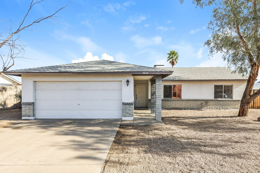 Primary Photo - 9632 W El Caminito Dr