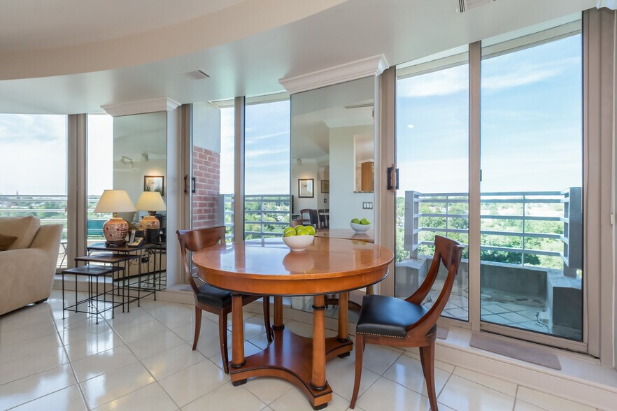 Building Photo - 1275 25th St NW