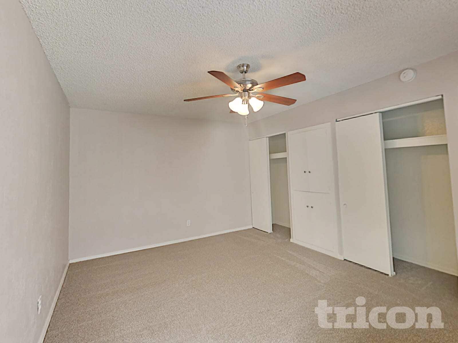 Building Photo - 13129 N 21st Dr