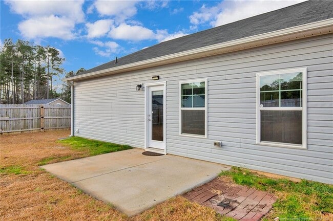 Building Photo - 1427 Janike Ln