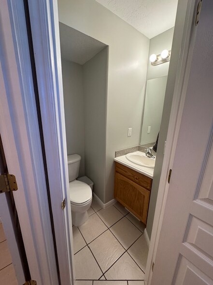 Building Photo - 6508 S Andes Way