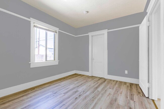 Building Photo - 4067 Illinois St