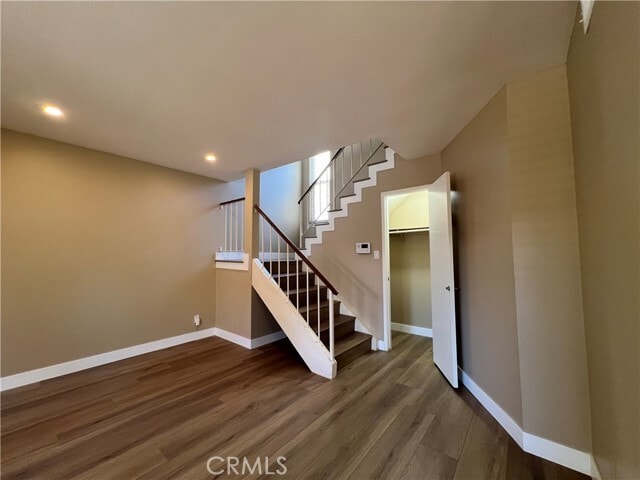 Building Photo - 9814 Ladera Ct