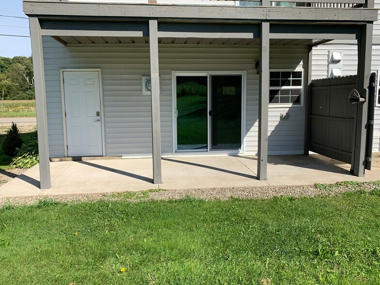 Building Photo - 1602 French Creek Mina Rd