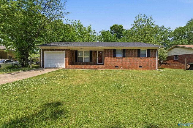 Building Photo - 1504 Faye St SW