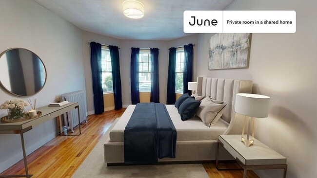 Building Photo - 61 Lithgow St