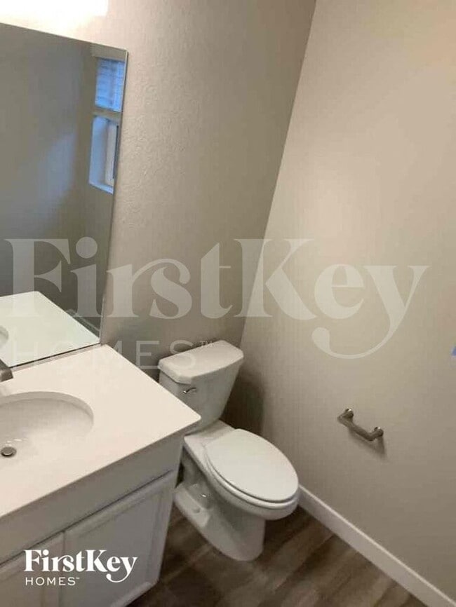 Building Photo - 11123 Murrelet Dr