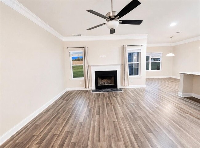 Building Photo - 757 Laurel Cove