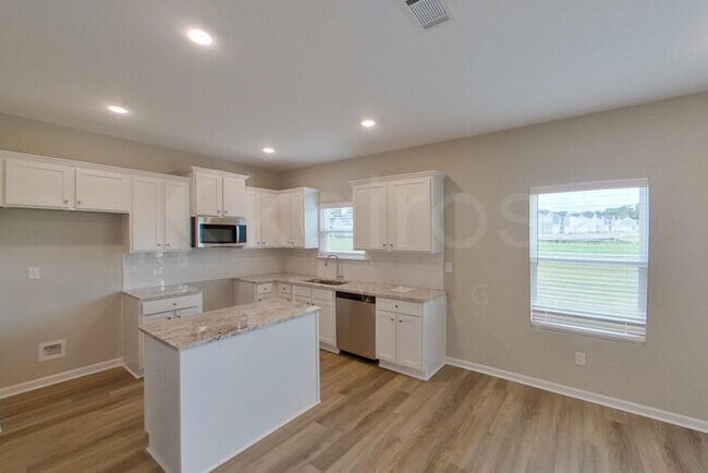 Building Photo - 7297 Foggy River Dr
