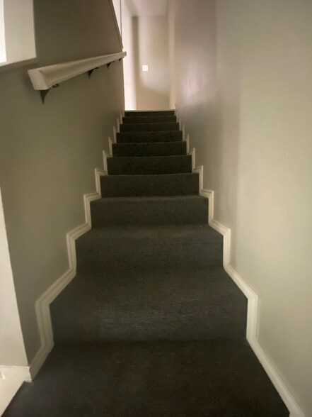 Building Photo - 8911 McPherson Rd