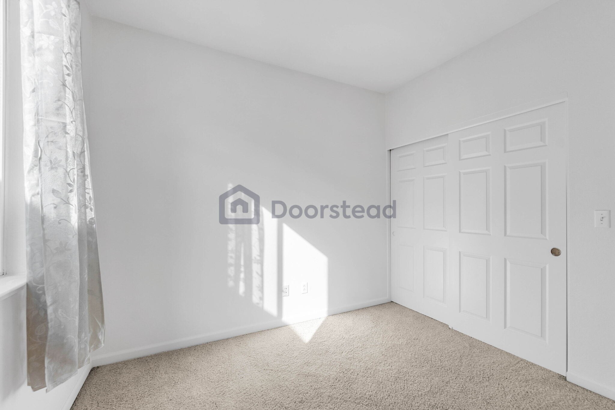 Building Photo - 2955 Vineyard Park Dr