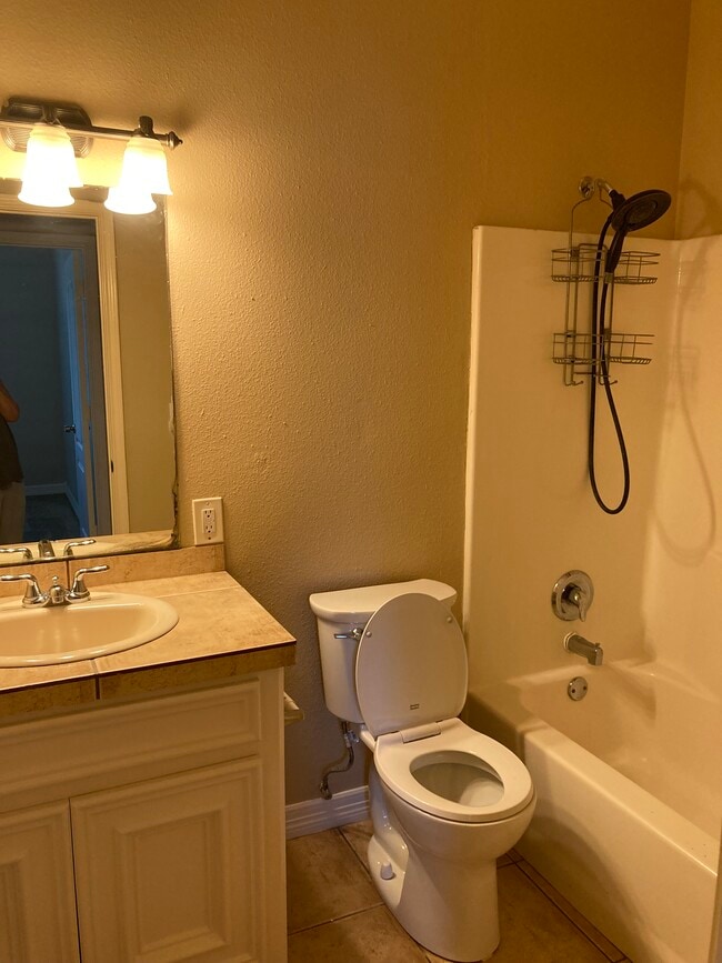 Building Photo - 818 Chickasaw Dr