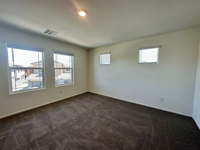 Building Photo - Cadence Modern 2-Story Townhome with Smart Features & Community Amenities