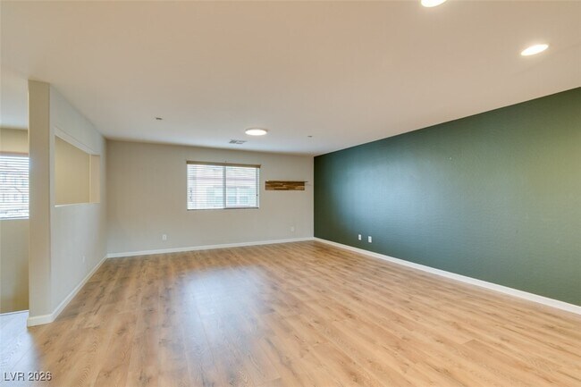 Building Photo - 1525 Spiced Wine Ave