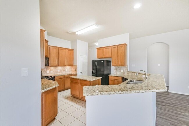 Building Photo - 2922 Lemmingham Dr