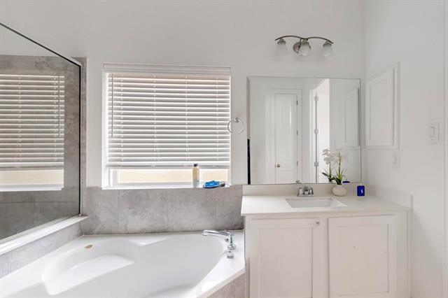 Building Photo - 7702 Sonian Forest Dr