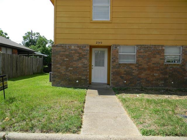 Building Photo - 2040 Minnie Dr