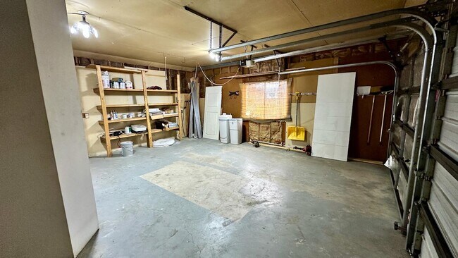 Building Photo - 410 N 250 W