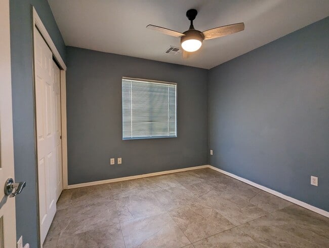 Building Photo - 3 Bedroom 2 Bath Rental in Sahuarita