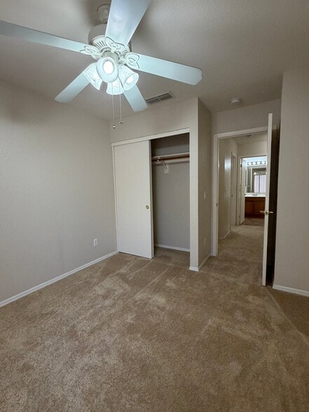 Building Photo - 11402 W Hutton Dr