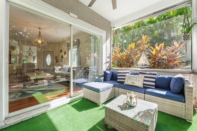 Building Photo - 20 S Lakeshore Dr