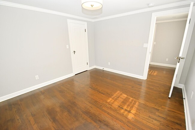 Building Photo - Notre Dame Alumni Owned Home For Lease