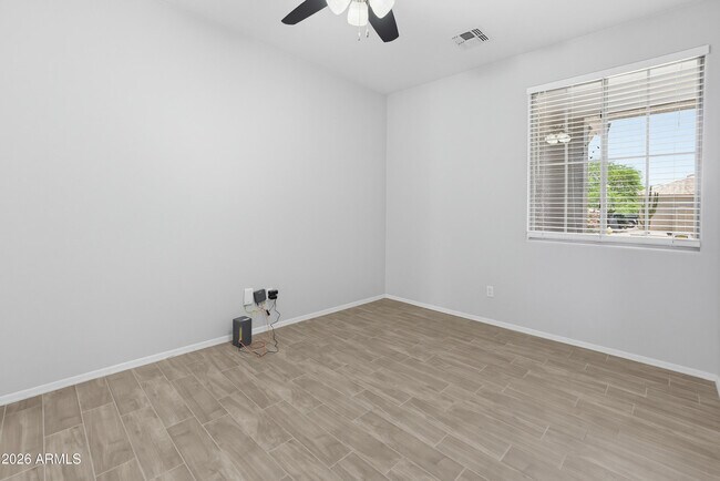 Building Photo - 12970 N 150th Ln