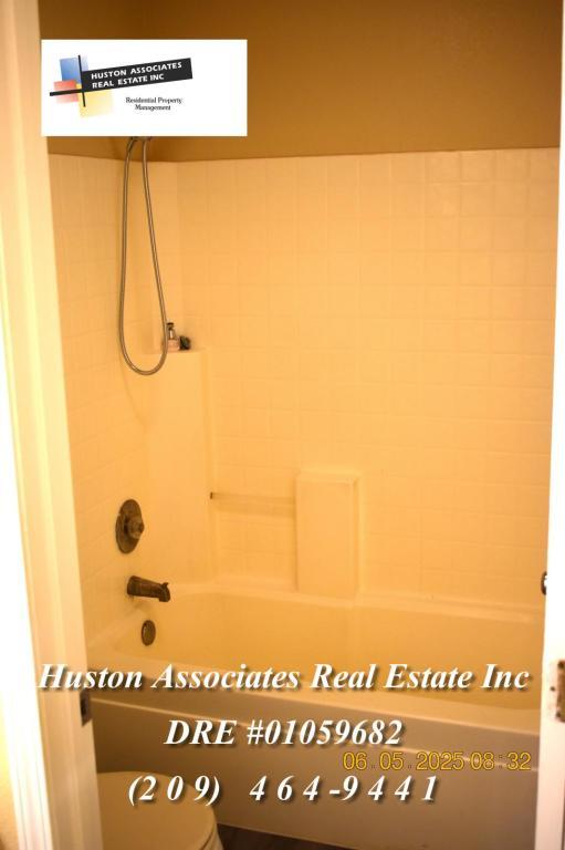 Building Photo - 4208 Maddie Cir
