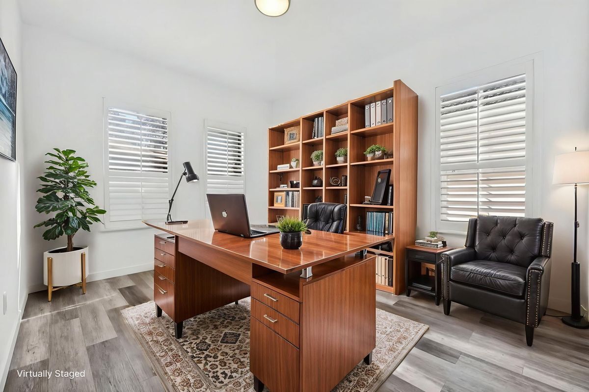 Building Photo - 8111 Santa Rosa Ct