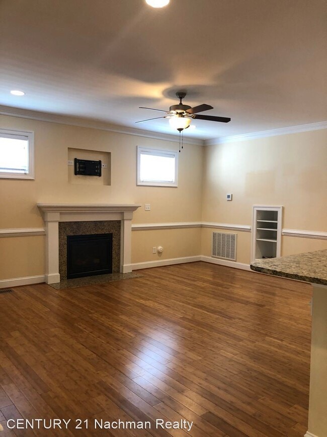 Building Photo - 5 br, 4.5 bath House - 116 Manhoac Run