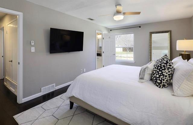 Building Photo - 10282 Vinemont St