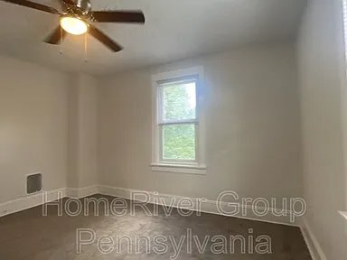 Building Photo - 804 Romine Ave