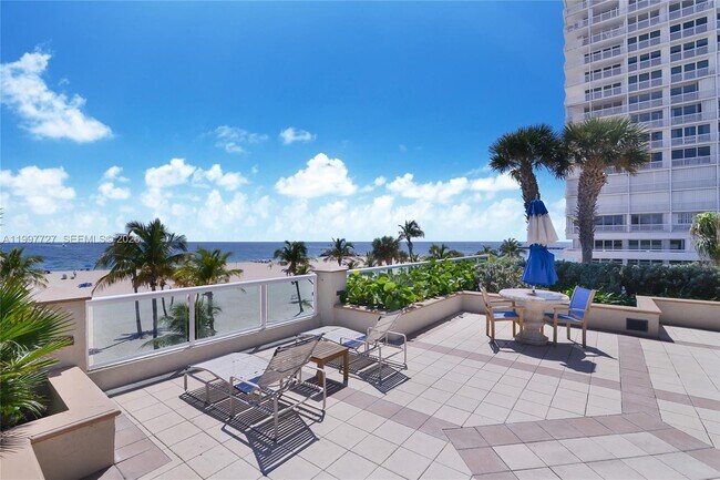 Building Photo - 2100 S Ocean Ln