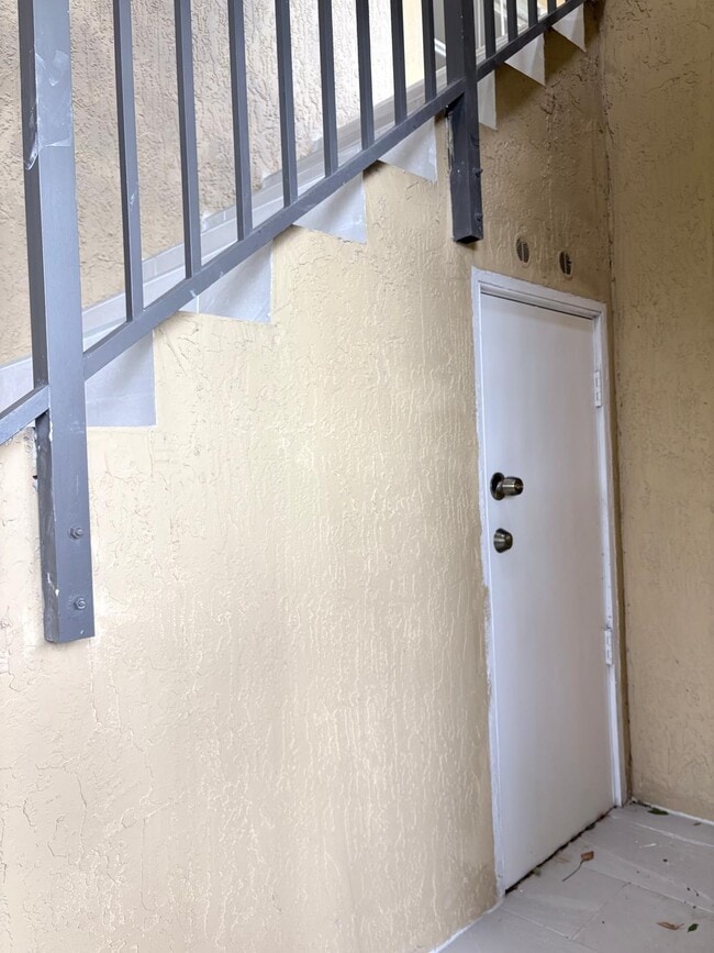 Building Photo - 3569 Forest Hill Blvd