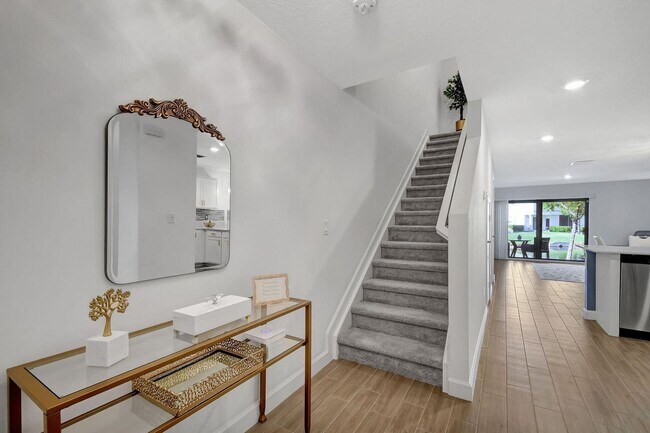 Building Photo - 6013 Woods Edge Cir