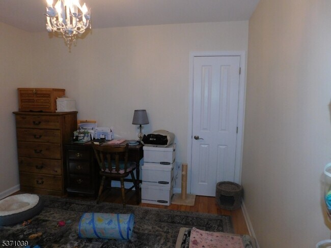 Building Photo - 584 Co Rd 614