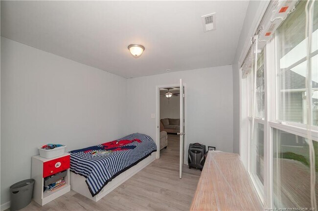 Building Photo - 163 Lumber St