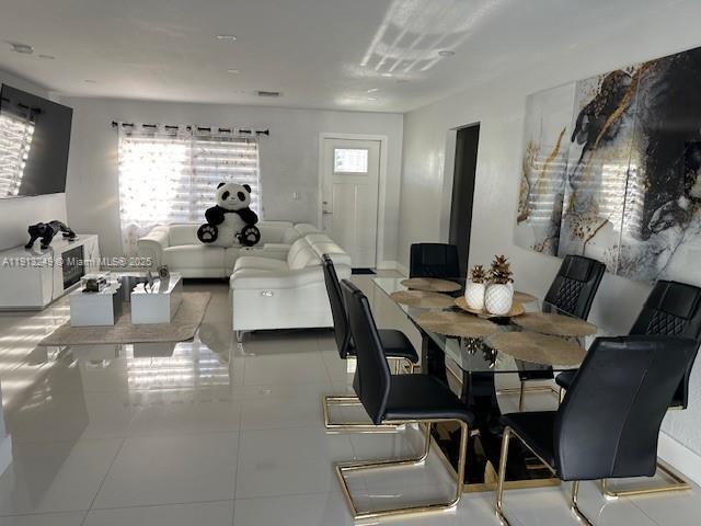 Building Photo - 5531 SW 136th Ct