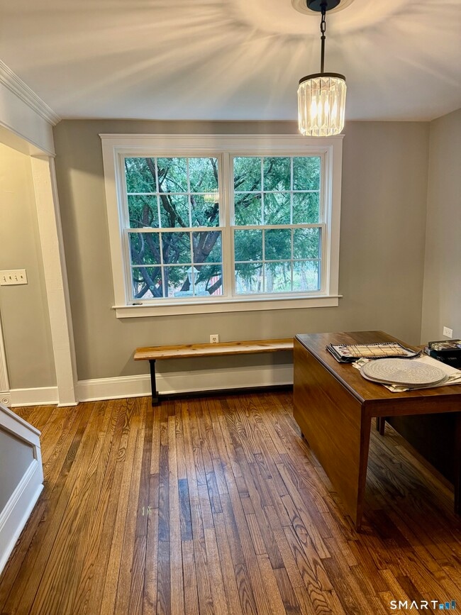 Building Photo - 40 Wilridge Rd