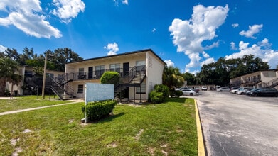 Building Photo - 5261 Alhambra Dr