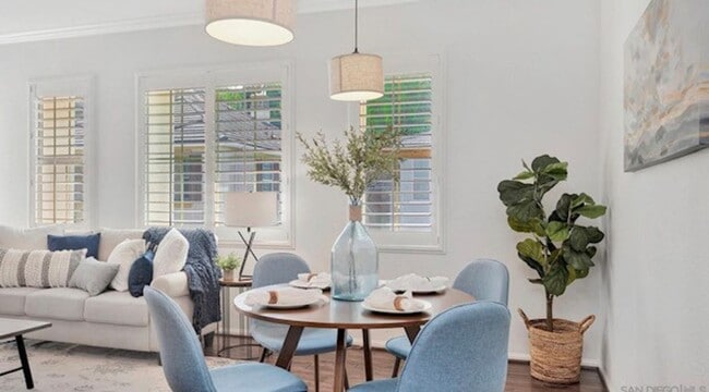 Building Photo - Carmel Mountain Ranch- Elegant Townhome in...