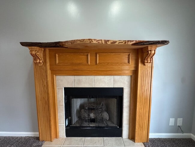 Building Photo - 2587 Elkmont Dr