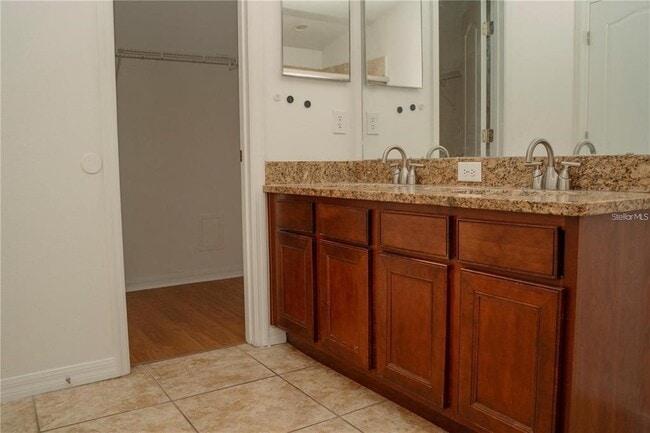 Building Photo - 2018 Estancia Cir