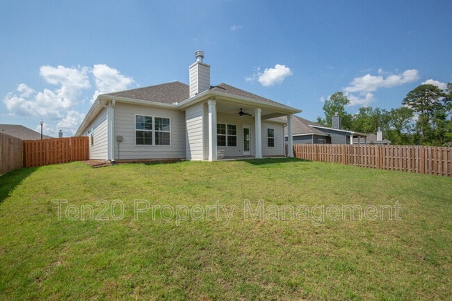 Building Photo - 9827 Yellow Pine Rd