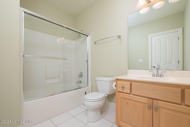 Building Photo - 3003 Glenhill Ct