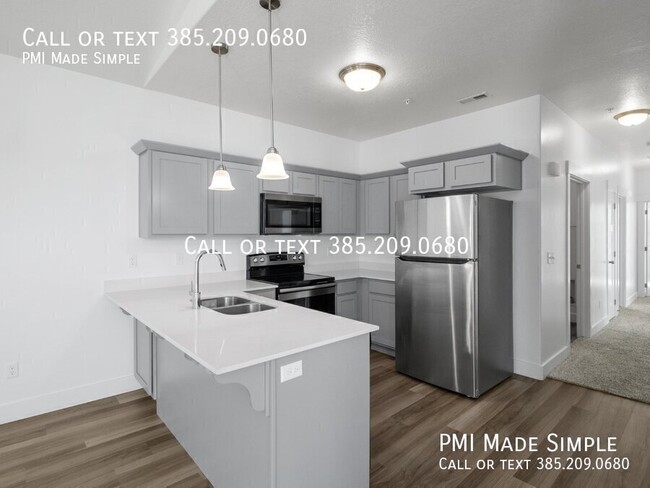 Primary Photo - Charming 3-Bed Condo with 1-Car Garage in ...