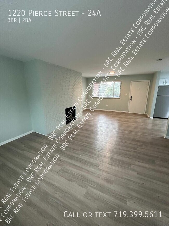 Primary Photo - 1220 Pierce St