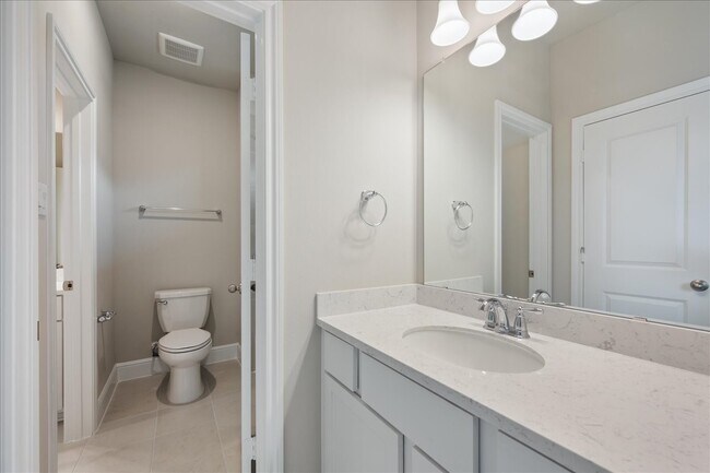 Building Photo - 7523 Mariposa Wy