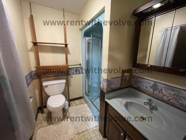 Building Photo - 5671 S 100 W